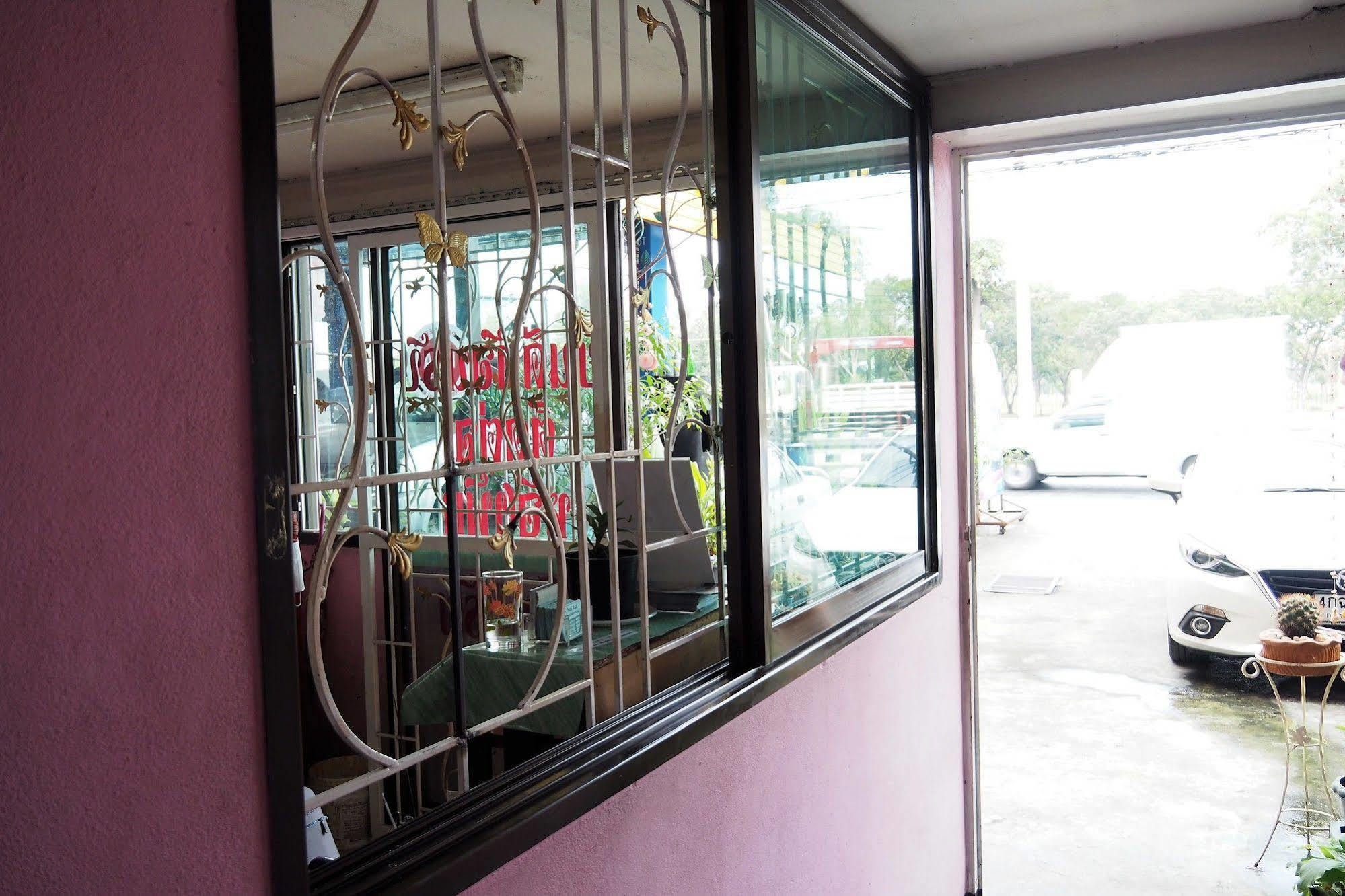 Wind Inn Bangkok Dış mekan fotoğraf